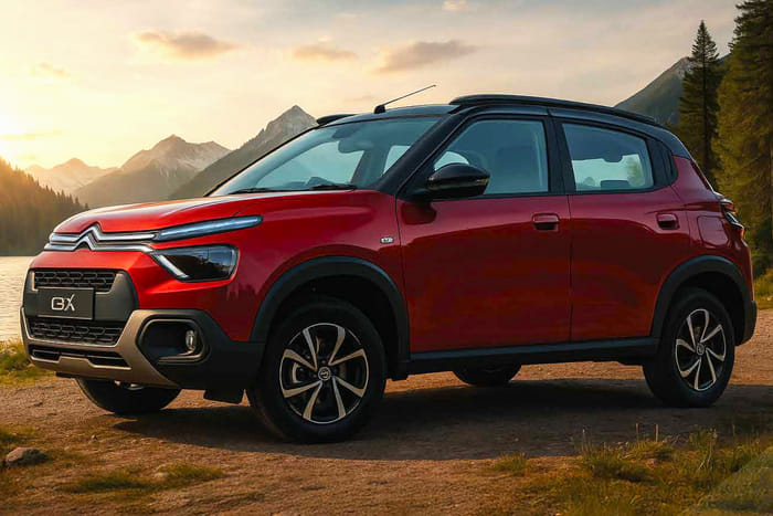 2025 citroen c3 in field